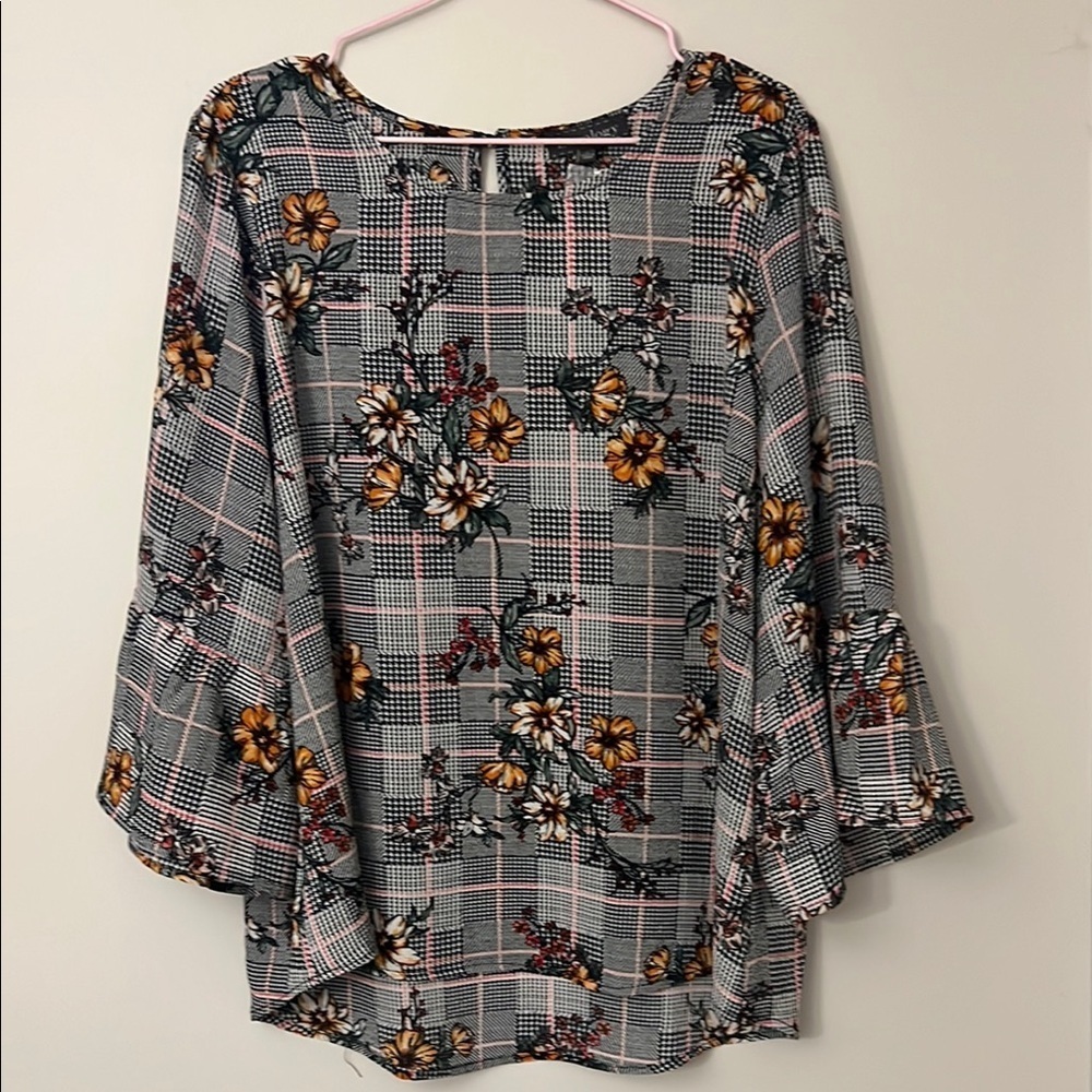 NWT Luxology Floral Plaid Women's Top
